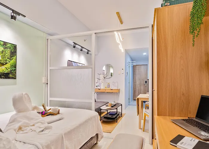Lumiere Prime - Mactan Pool Escape Apartment *
